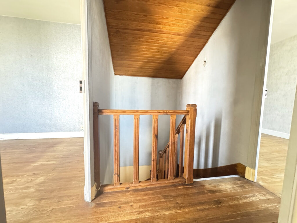 Maison individuelle avec garage, cave, dépendance