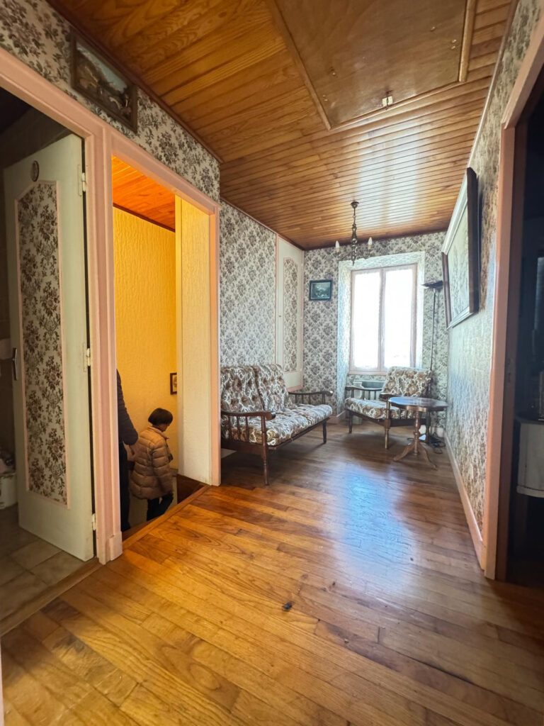 MARAT   Maison 3 chambres avec dépendances, jardin et terrai