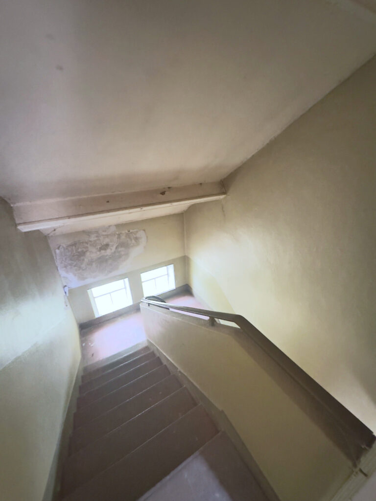 LEMPDES   ENSEMBLE IMMOBILIER À USAGE COMMERCIAL ET PROFESSI