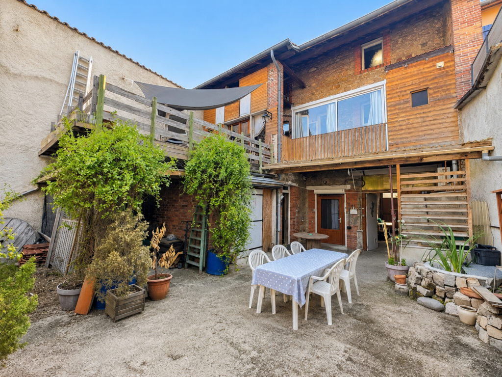 SAIL-SOUS-COUZAN   MAISON DE CARACTÈRE   ENVIRON 198 M2   3