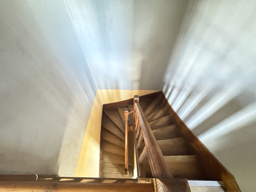 Maison individuelle avec garage, cave, dépendance
