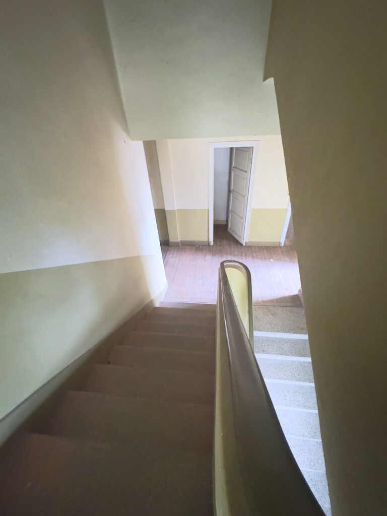 LEMPDES   ENSEMBLE IMMOBILIER À USAGE COMMERCIAL ET PROFESSI